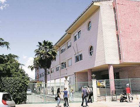 S'aprova per decret la licitació dels projectes d’obres d'ampliació i rehabilitació del l'institut José Vilaplana